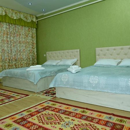 Astoria B&B Osh Εξωτερικό φωτογραφία