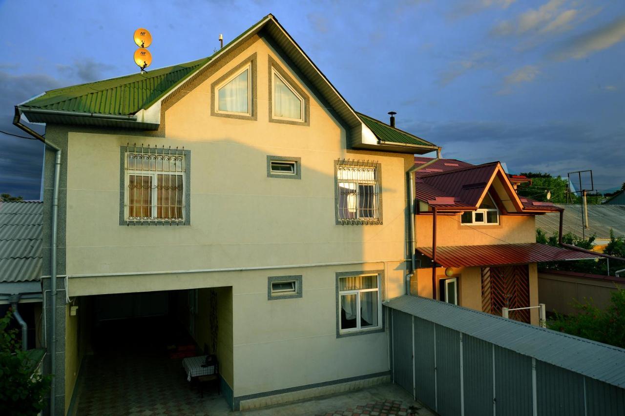 Astoria B&B Osh Εξωτερικό φωτογραφία