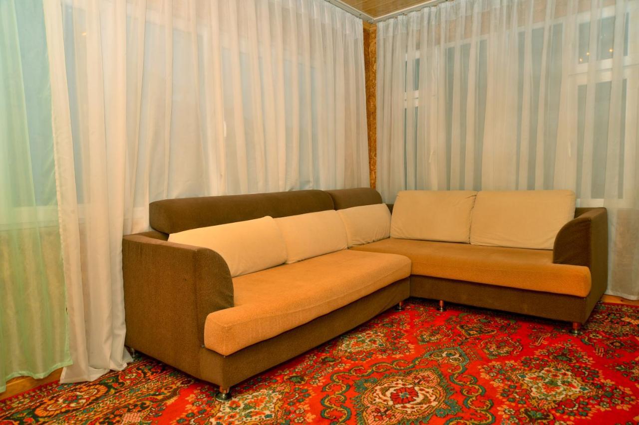 Astoria B&B Osh Εξωτερικό φωτογραφία